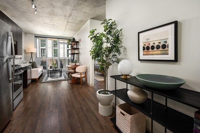 Photo - Gateway West Loop