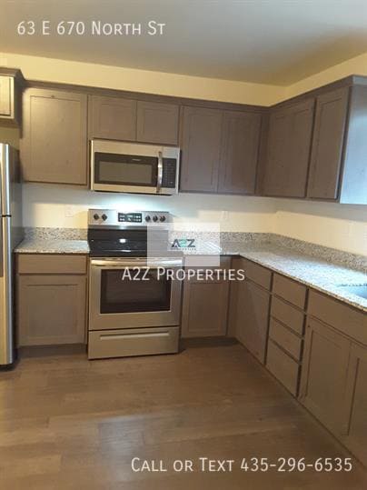 Photo - 63 E 670 N St