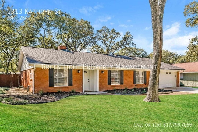 Photo - 1313 Kathryn St