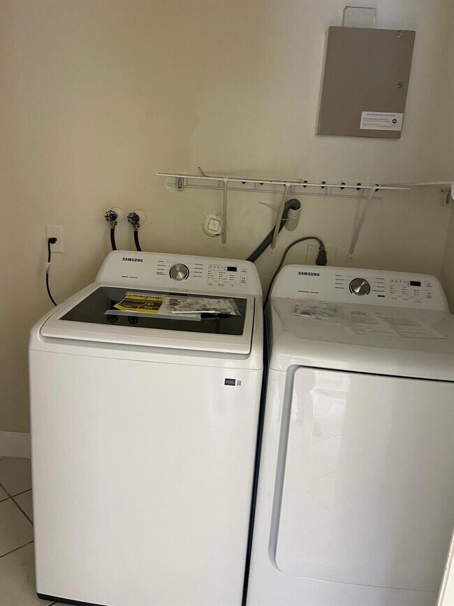 Photo - 6381 Country Fair Cir