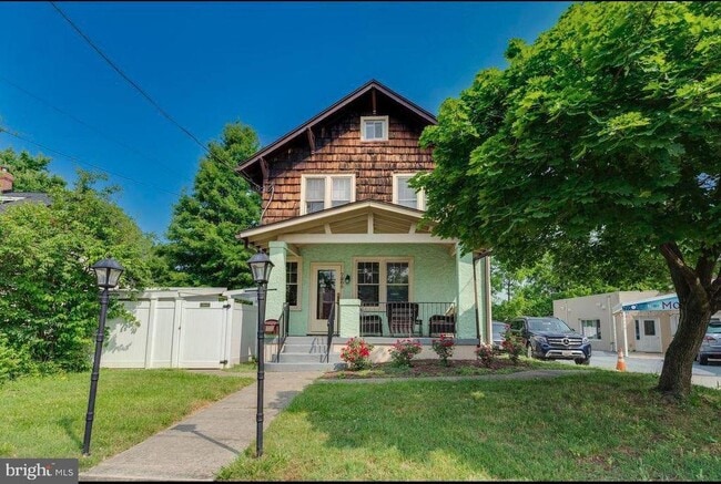 Building Photo - 7206 Carroll Ave Rental