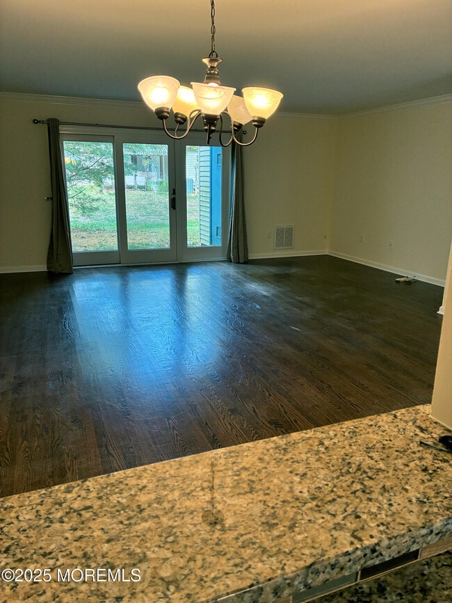 Photo - 38 Worthington Ct
