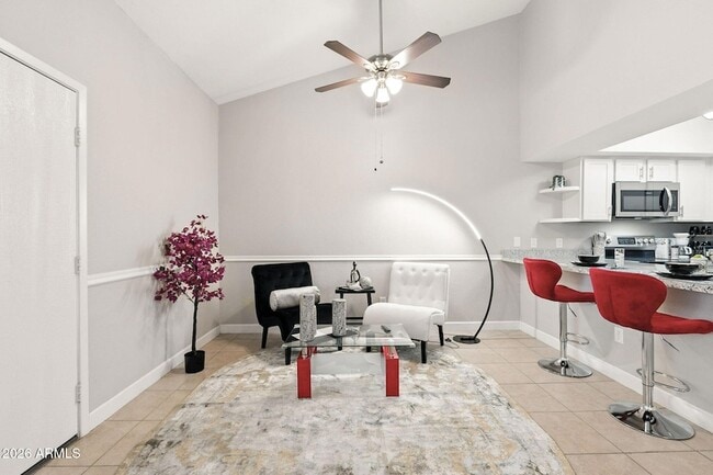 Photo - 8004 N 32nd Dr