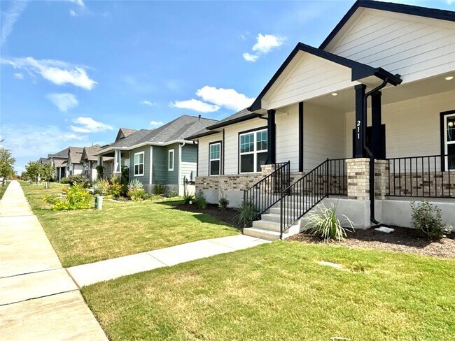 Photo - 211 Bethany Crk Dr