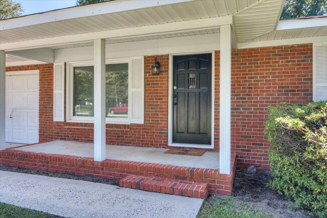 Photo - 208 Merrymont Dr