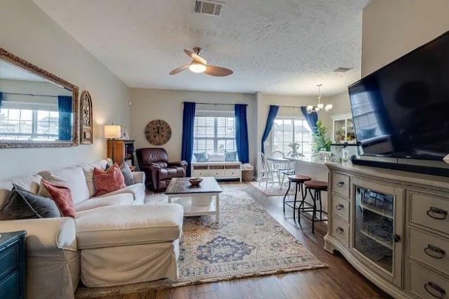 Photo - 8430 Charbay Cir