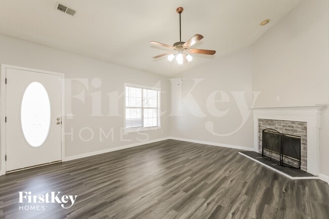 Photo - 723 Ridgetop Rd