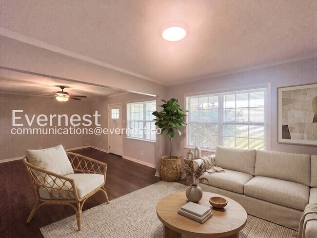 Photo - 3 Bed, 2 Bath Home with Fenced Yard / Pet-Friendly / Available Now!