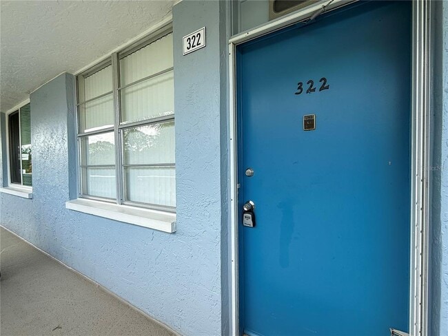 Building Photo - 4880 Locust St NE Unit 322