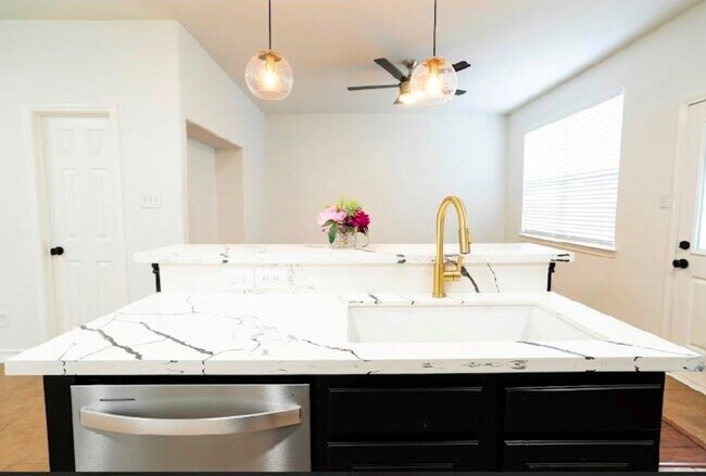 Photo - 14413 Rosehedge Ct