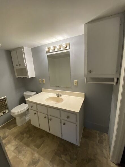 Photo - 110 W Chestnut St
