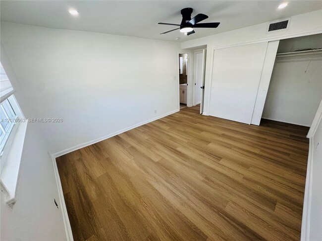 Photo - 2502 Harding St Unit 2