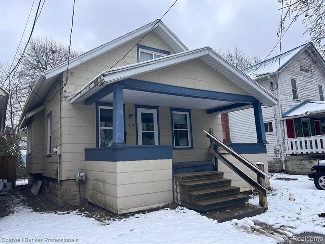 Front - 318 N Francis Ave Casa