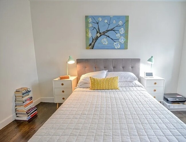 Photo - 8701 Jamaica Ave Unit 2