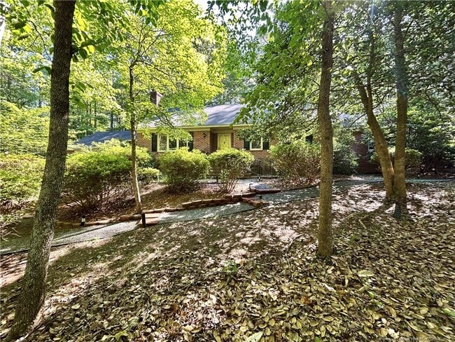 Photo - 1963 Wedgewood Dr