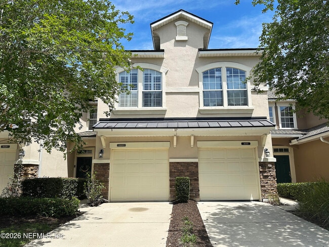 Building Photo - 6131 Bartram Village Dr
