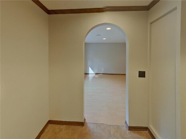 Photo - 7407 Laredo Dr