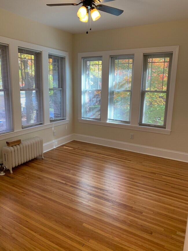 Photo - 145 S Chatsworth St Apartments Unit 308