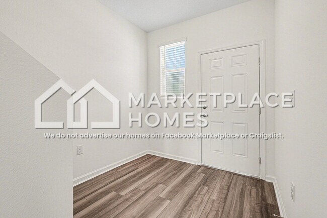 Photo - 11916 Sylvia St