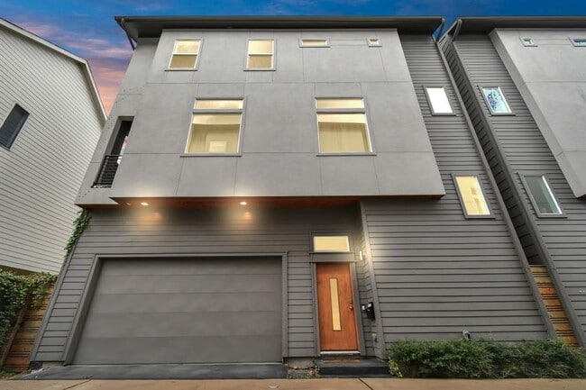 Building Photo - 4311 Marina St Rental