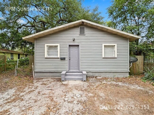 Building Photo - 3411 E 9th Ave