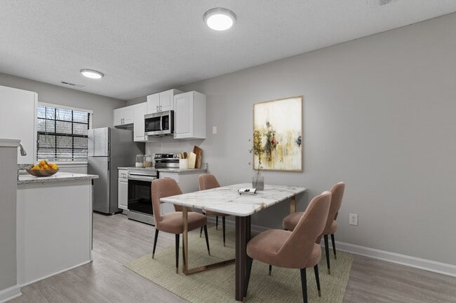 Photo - MOVE IN. SAVE BIG. LIVE BETTER - GET 1 MONTH FREE!! Unidad 300 Kentucky Drive