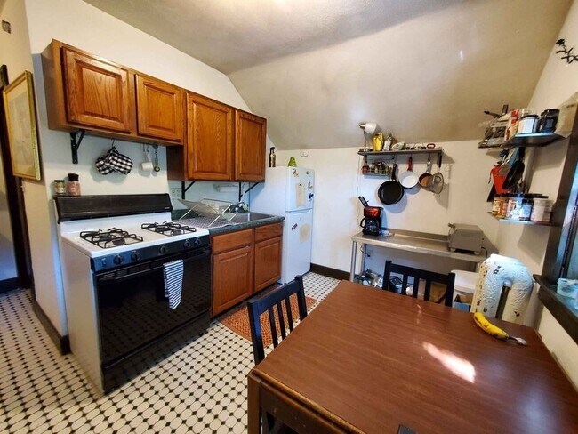 Photo - 112 Allston St Apartamento Unidad #4