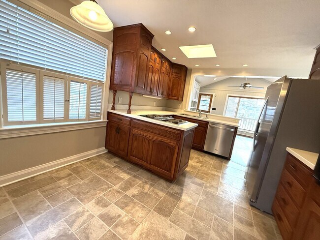 Photo - Spacious 3 Bedroom 2 Bath Home