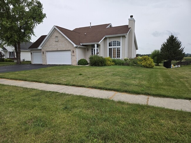 Photo - 535 Westfield Dr