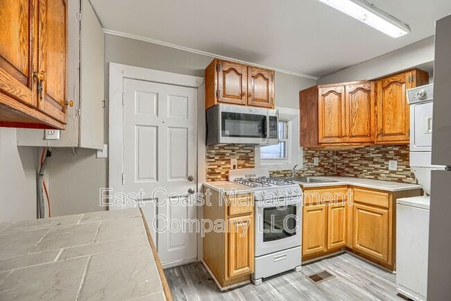 Photo - 1220 W Pratt St