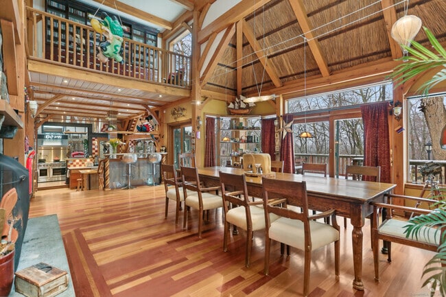 Building Photo - 142-170 Seventy Acre Rd Rental
