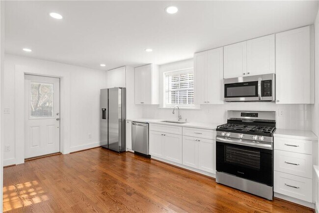 Photo - 255 Connecticut Ave NE