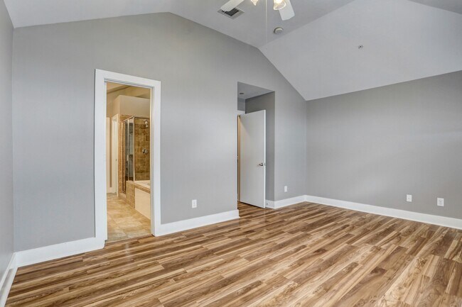 Photo - 7650 Springhill St Unit 304