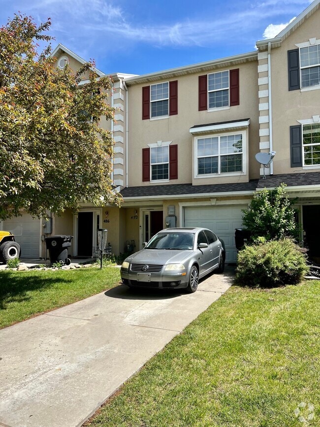 Building Photo - 452 Argyll Ct Rental