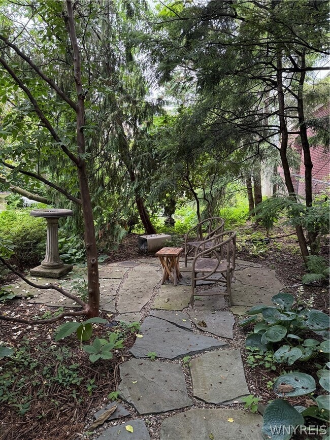 Photo - 260 Summer St