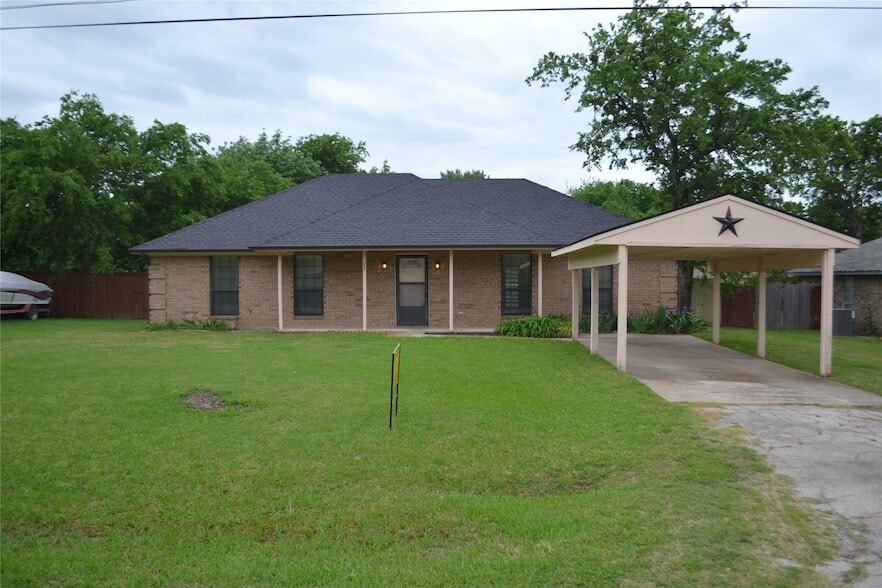 Photo - 525 W Lloyd St