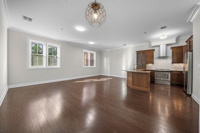 Photo - 1600 Kaufer Ln