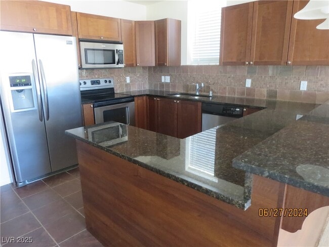Building Photo - 2455 W Serene Ave Unit 645
