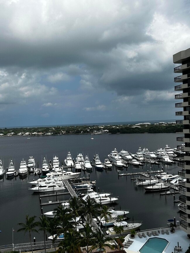 Photo - 108 Lakeshore Dr Unit 338