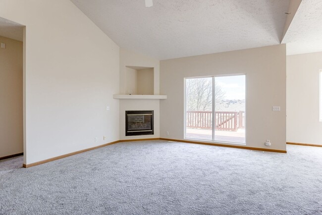 Photo - Spacious 3 Bedroom Gem In Southwest Omaha!!