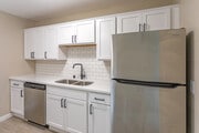 2BR, 1BA - 800-850 SF