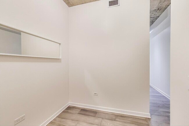 Photo - 700 N Larrabee St Unidad 1909