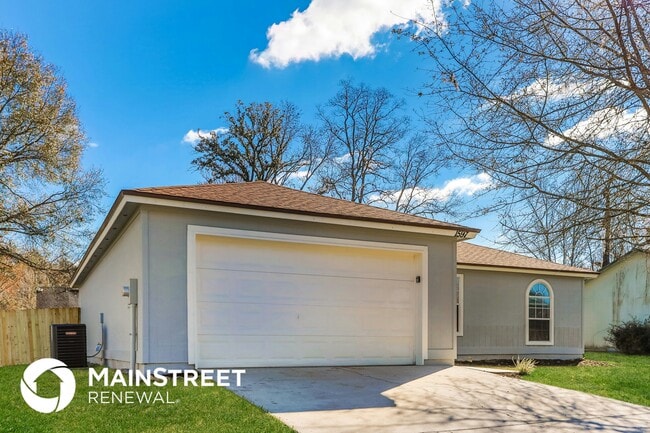 Photo - 1597 Twin Oak Dr W