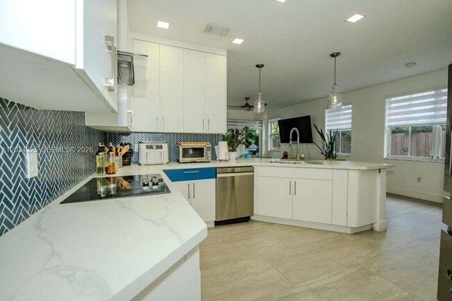 Photo - 8526 NW 110th Pl