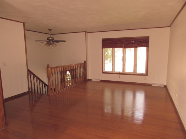 Photo - 5 BEDROOM | 2 BATH | HOUSE | SOUTH