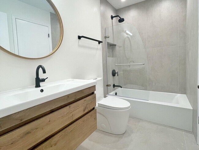 Photo - 516 S Campbell Ave Unit 3