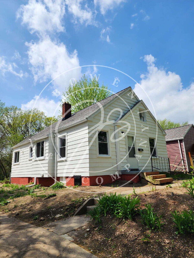 Charming 3-Bedroom brand new inside! Coun... - Charming 3-Bedroom brand new inside!  Coun... Apartment