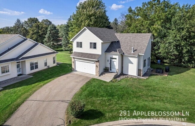 Photo - 291 Appleblossom Ln
