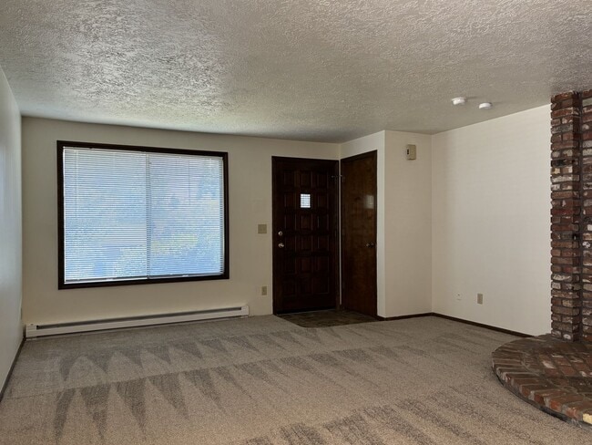 Photo - 4995 Pam Ave SE Unit 4995