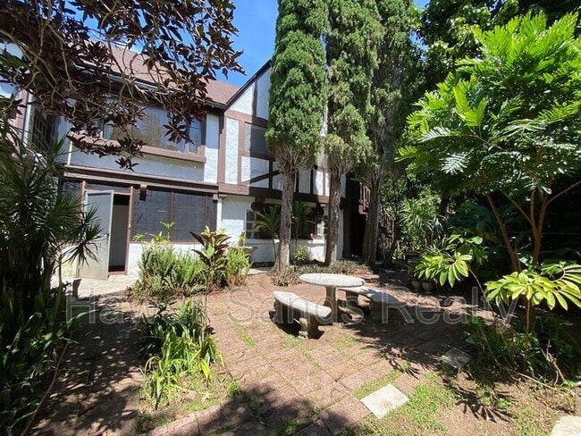 Building Photo - 3119 Kaohinani Dr